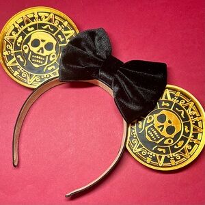 Pirates of the Caribbean Mickey ears - pirates Aztec gold ears